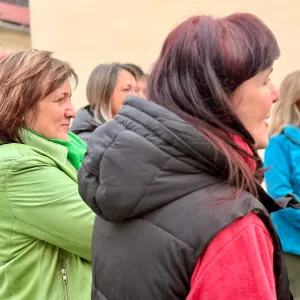 Dopolední kofein: nech si přivést kávu a makronky až do práce!