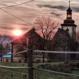 Rozkvetlé východní Čechy! Červený Kostelec, Trutnovsko, Hradec K....
