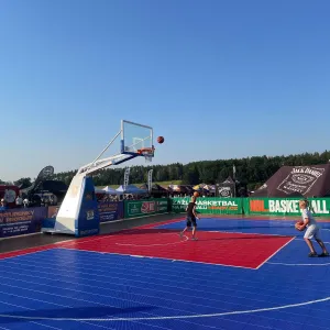 HRADYCZ NA KUNĚTICKÉ HOŘE