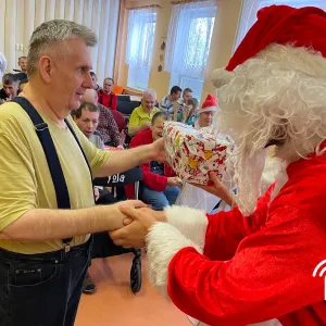 DARUJTE DĚTEM ÚSMĚV - ROZVOZY DÁRKŮ