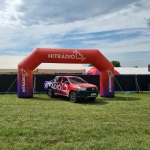 Hitrádio Černá Hora oslavilo 30 let. Jak to na Výravě vypadalo?