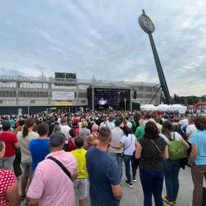 V Hradci Králové se otevřel nový fotbalový stadion