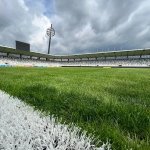 V Hradci Králové se otevřel nový fotbalový stadion