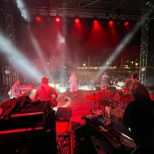 V Hradci Králové se otevřel nový fotbalový stadion