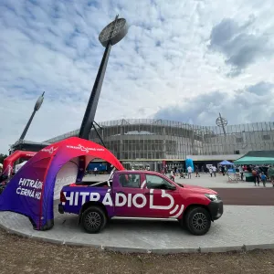 V Hradci Králové se otevřel nový fotbalový stadion
