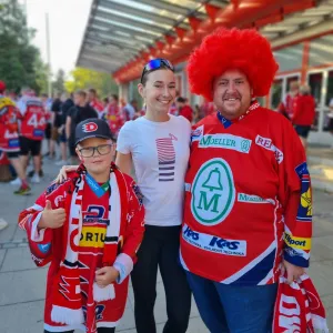 Pardubičtí hokejisté vkročili do extraligy vítězstvím. Padl návštěvnický rekord