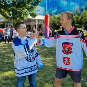 První zápas na hradeckém ledě ovládl Mountfield. Porazil Liberec
