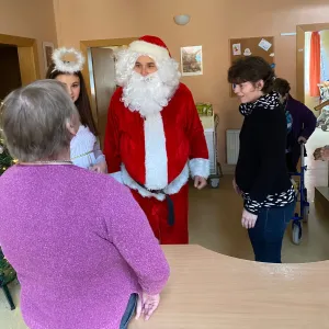 Posluchači Hitrádia Černá Hora darovali dětem úsměv. Už po pětadvacáté