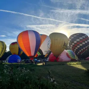Hradec Králové má rekord s 81 horkovzdušnými balony