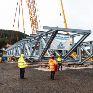 Unikátní mostní konstrukce začala propojovat areály Medvědín a Svatý Petr v Krkonoších