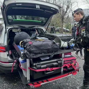 Tým speciálně vycvičených policistů dostal nové velitelské auto. Zefektivní jejich práci