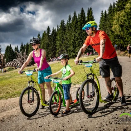 Vyhraj jízdu lanovkou a sjezd na koloběžce ve SkiResortu ČERNÁ HORA – PEC!
