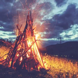 Kam na východě Čech vyrazit na pálení čarodějnic?