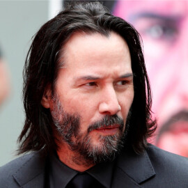 Hollywoodská hvězda Keanu Reeves zahraje s kapelou Dogstar v Hradci Králové