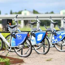 Trutnov bude mít sdílená kola. Prvních 15 minut bude zdarma