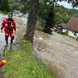 PŘEHLED: Pomoc obětem zasaženým povodněmi