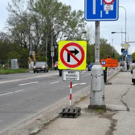 Přestavba Milety v Hradci Králové je v další fázi. Řidiči jezdí po novém