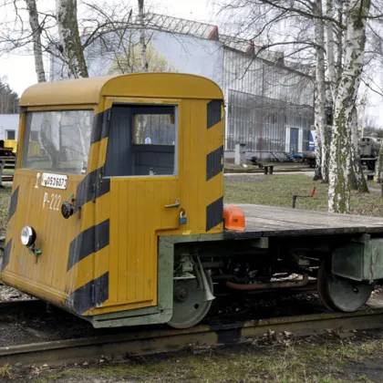 Do Krkonoš se vrací vlaky. Opuštěnou lokálku oživí nadšenci s motorovou drezínou
