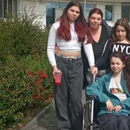 Anetka (11) bojuje s nádorem na mozku, rodina potřebuje pomoc