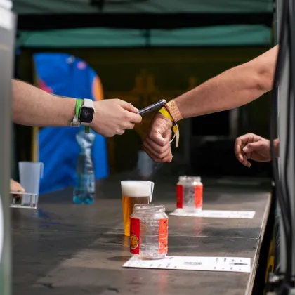 PRAKTICKY: Festival Hrady CZ na Kunětické hoře: Víkend plný hudby a zážitků