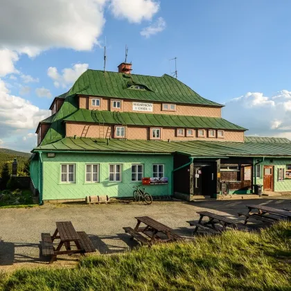 Masarykova chata na Šerlichu slaví sto let. Stavba tenkrát vyšla na milion