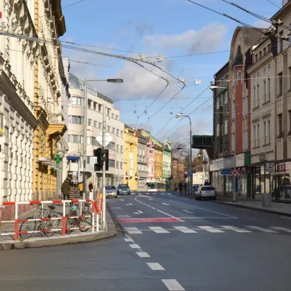 Bývalé hradecké Erko hledá nového nájemce. Původní obchod šel do pronájmu