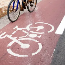 Cyklostezka podél obchvatu Pardubic dostala zelenou. Město a stát ji postaví společně