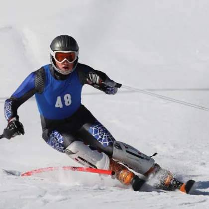 Skiinterkriterium 2026 je tady. V Říčkách pojede 165 závodníků ze17 zemí