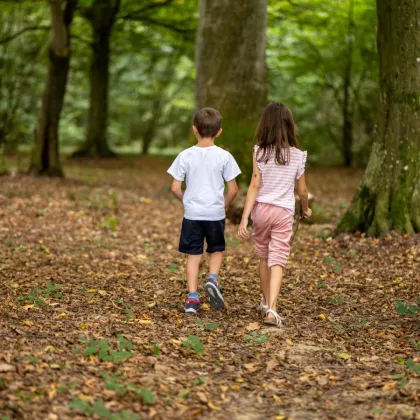 Sourozenci přišli o své rodiče. Obec Damníkov pořádá sbírku